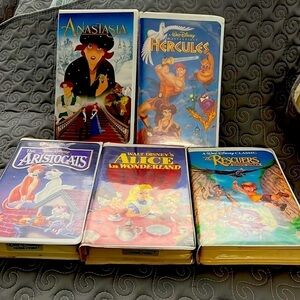 Walt Disney Lot of 5 VHS Tapes Anastasia, Hercules, the Aristocats